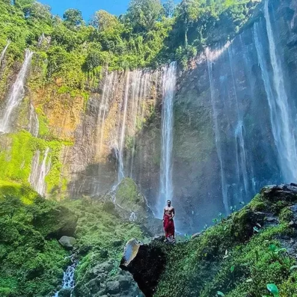 Foto Dea Transwisata Malang (3) Foto Dea Transwisata Malang (3)